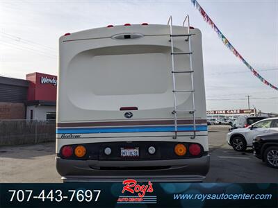 1995 Fleetwood Pace Arrow 33L Chassis XL   - Photo 6 - Eureka, CA 95501