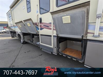 1995 Fleetwood Pace Arrow 33L Chassis XL   - Photo 18 - Eureka, CA 95501