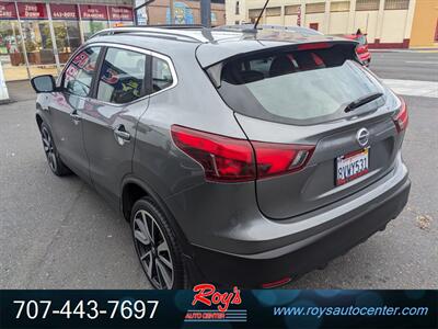 2017 Nissan Rogue Sport SL  AWD - Photo 6 - Eureka, CA 95501