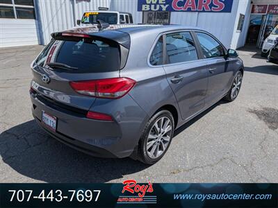 2018 Hyundai ELANTRA GT   - Photo 8 - Eureka, CA 95501