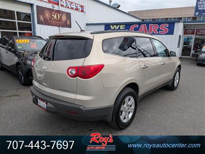 2012 Chevrolet Traverse LT  AWD - Photo 8 - Eureka, CA 95501