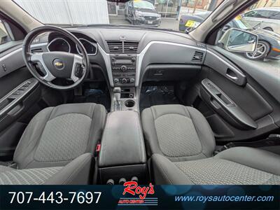 2012 Chevrolet Traverse LT  AWD - Photo 14 - Eureka, CA 95501