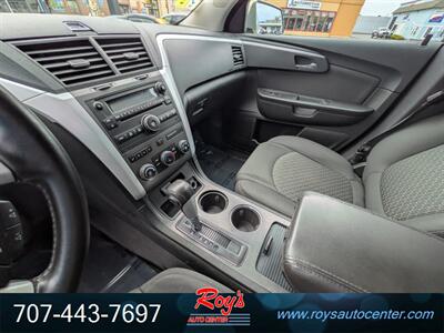 2012 Chevrolet Traverse LT  AWD - Photo 18 - Eureka, CA 95501