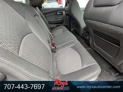 2012 Chevrolet Traverse LT  AWD - Photo 13 - Eureka, CA 95501