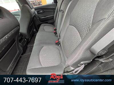 2012 Chevrolet Traverse LT  AWD - Photo 15 - Eureka, CA 95501