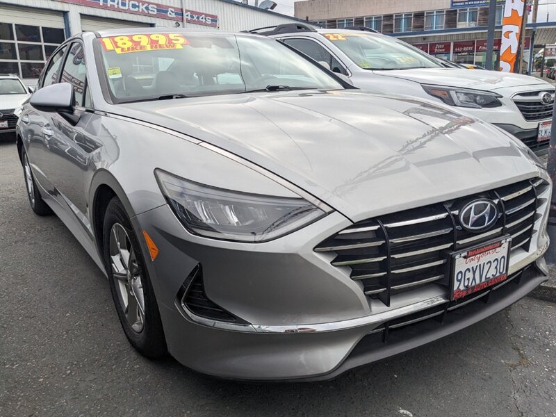 2021 Hyundai SONATA SE  