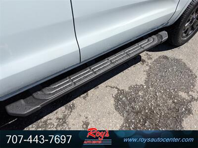 2022 Ford Ranger Lariat  4WD - Photo 9 - Eureka, CA 95501