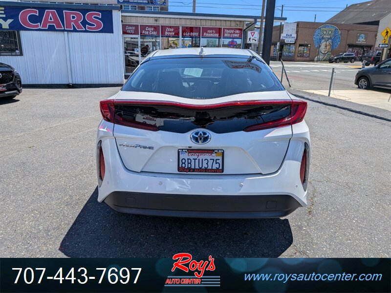 2017 Toyota Prius Prime Advanced - Photo 7 - Eureka, CA 95501