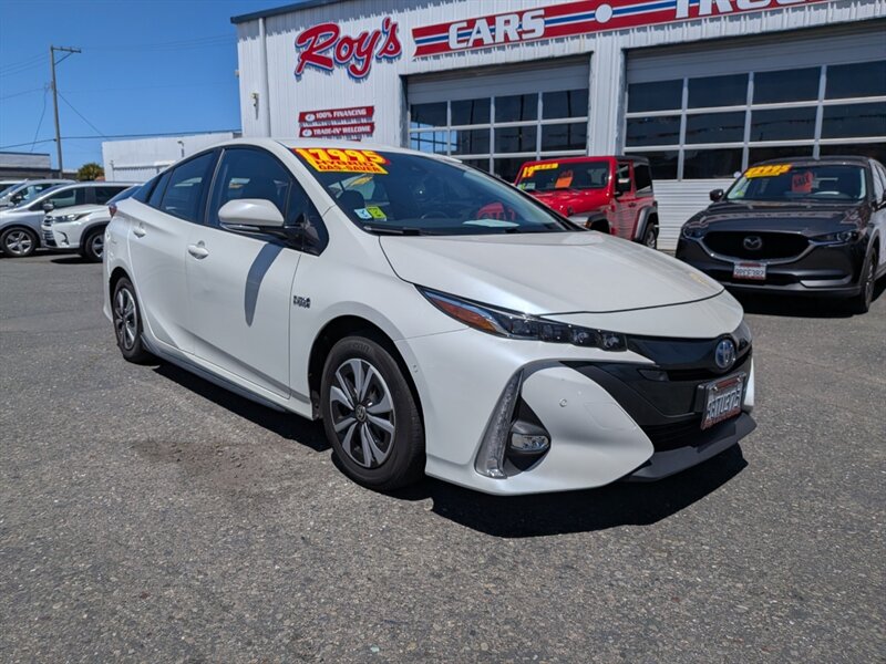 2017 Toyota Prius Prime Advanced  