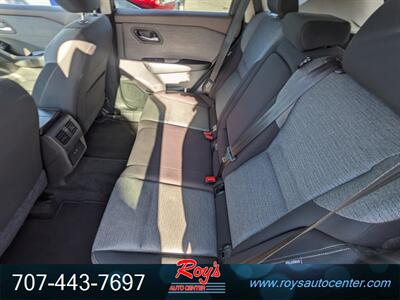 2023 Nissan Rogue SV  AWD - Photo 9 - Eureka, CA 95501