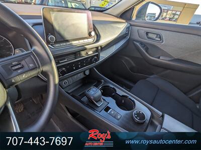 2023 Nissan Rogue S  AWD - Photo 21 - Eureka, CA 95501