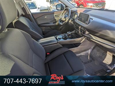 2023 Nissan Rogue S  AWD - Photo 10 - Eureka, CA 95501