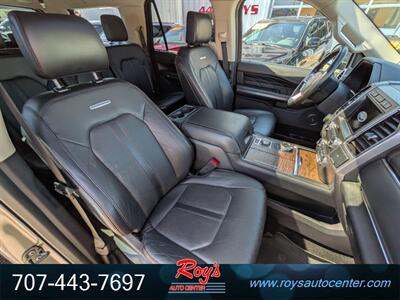 2019 Ford Expedition MAX Platinum 4WD - Photo 12 - Eureka, CA 95501