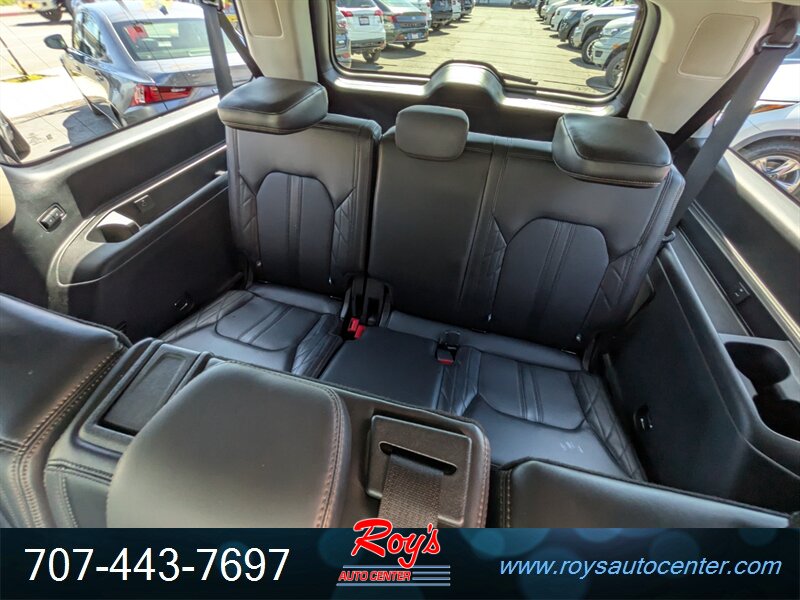 2019 Ford Expedition MAX Platinum 4WD - Photo 23 - Eureka, CA 95501