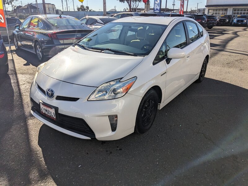 2013 Toyota Prius One  
