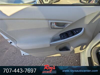 2013 Toyota Prius One   - Photo 17 - Eureka, CA 95501