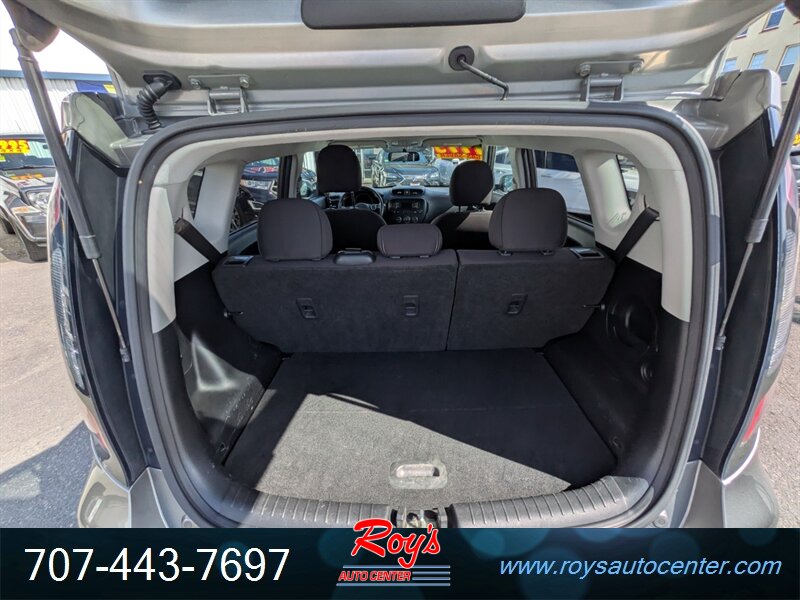 2015 Kia Soul - Photo 17 - Eureka, CA 95501