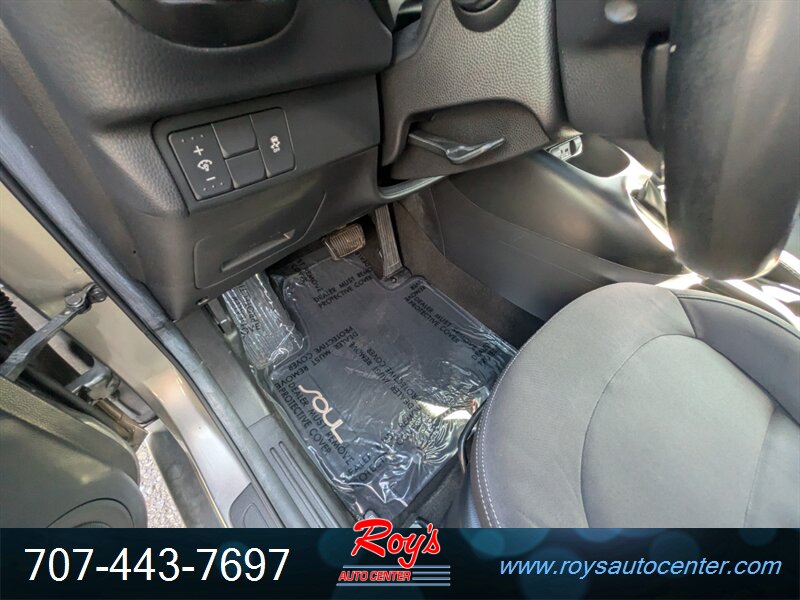 2015 Kia Soul - Photo 20 - Eureka, CA 95501