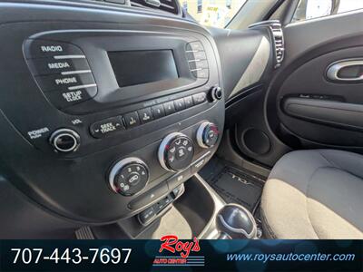 2015 Kia Soul - Photo 22 - Eureka, CA 95501