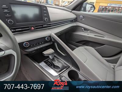 2023 Hyundai ELANTRA SEL   - Photo 14 - Eureka, CA 95501