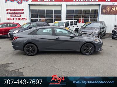 2023 Hyundai ELANTRA SEL   - Photo 2 - Eureka, CA 95501