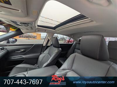 2021 Lexus ES300h - Photo 19 - Eureka, CA 95501