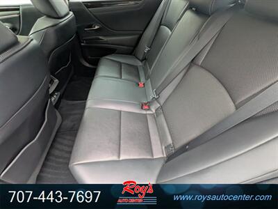 2021 Lexus ES300h - Photo 17 - Eureka, CA 95501