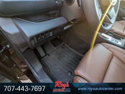 2023 Subaru Ascent Touring  AWD - Photo 21 - Eureka, CA 95501