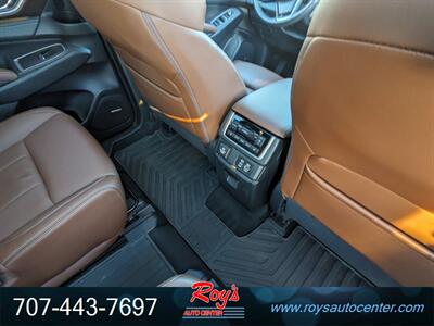 2023 Subaru Ascent Touring  AWD - Photo 14 - Eureka, CA 95501