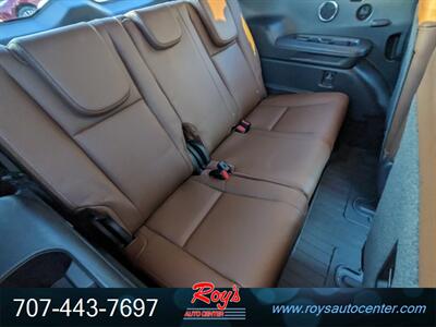 2023 Subaru Ascent Touring  AWD - Photo 16 - Eureka, CA 95501