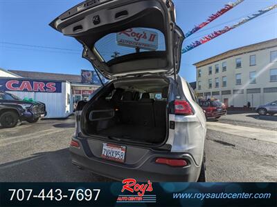 2016 Jeep Cherokee Sport  4WD - Photo 20 - Eureka, CA 95501