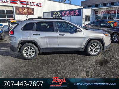 2016 Jeep Cherokee Sport  4WD - Photo 2 - Eureka, CA 95501