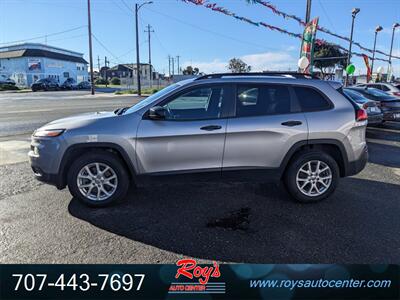 2016 Jeep Cherokee Sport  4WD - Photo 4 - Eureka, CA 95501