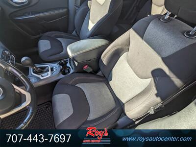 2016 Jeep Cherokee Sport  4WD - Photo 24 - Eureka, CA 95501