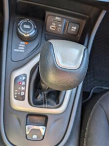 2016 Jeep Cherokee Sport  4WD - Photo 13 - Eureka, CA 95501