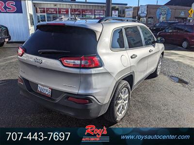 2016 Jeep Cherokee Sport  4WD - Photo 8 - Eureka, CA 95501