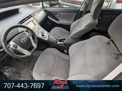 2015 Toyota Prius Three   - Photo 20 - Eureka, CA 95501