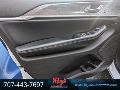 2023 Jeep Grand Cherokee Limited - Photo 13 - Eureka, CA 95501