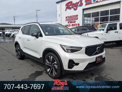 2025 Volvo XC40 B5 Plus Dark Theme  AWD - Photo 1 - Eureka, CA 95501