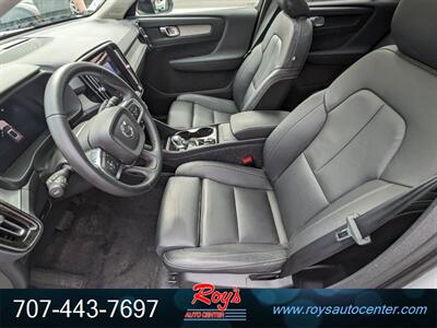 2025 Volvo XC40 B5 Plus Dark Theme  AWD - Photo 19 - Eureka, CA 95501
