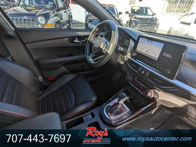 2022 Kia Forte GT   - Photo 10 - Eureka, CA 95501