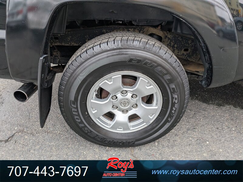 2005 Toyota Tacoma Double Cab V6 4WD - Photo 10 - Eureka, CA 95501