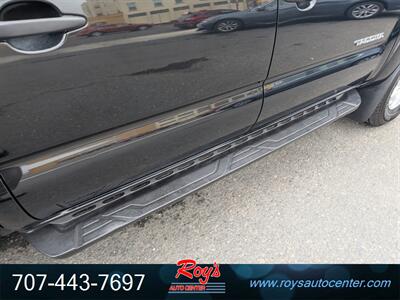 2005 Toyota Tacoma Double Cab V6 4WD - Photo 11 - Eureka, CA 95501