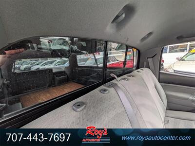 2005 Toyota Tacoma Double Cab V6 4WD - Photo 19 - Eureka, CA 95501