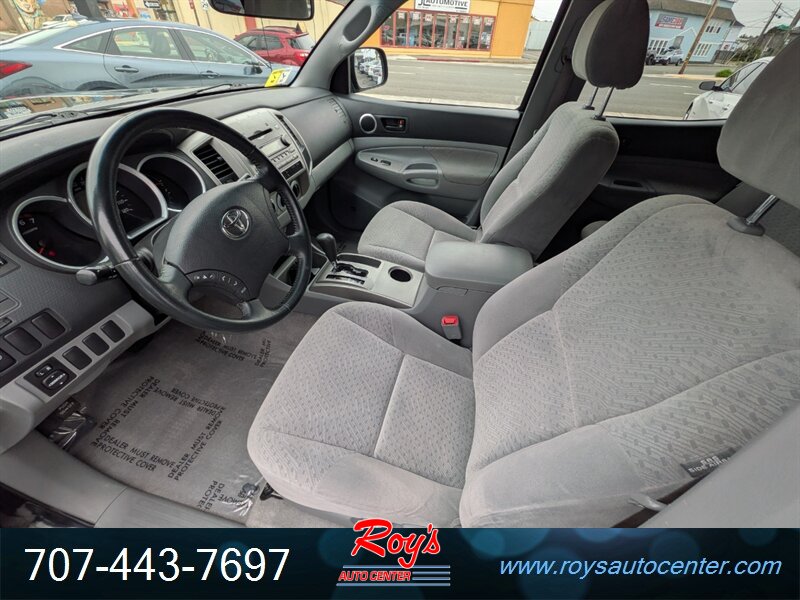 2005 Toyota Tacoma Double Cab V6 4WD - Photo 23 - Eureka, CA 95501