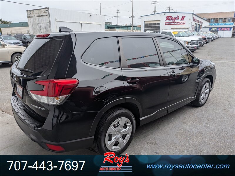 2021 Subaru Forester - Photo 2 - Eureka, CA 95501