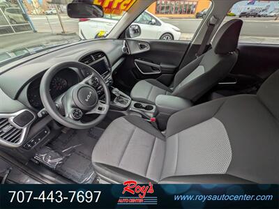 2022 Kia Soul LX - Photo 19 - Eureka, CA 95501