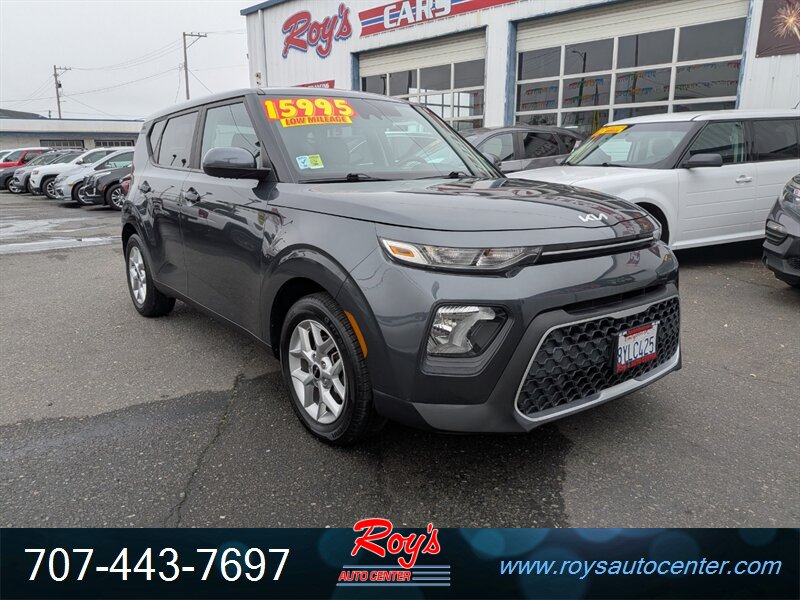 2022 Kia Soul LX   - Photo 1 - Eureka, CA 95501