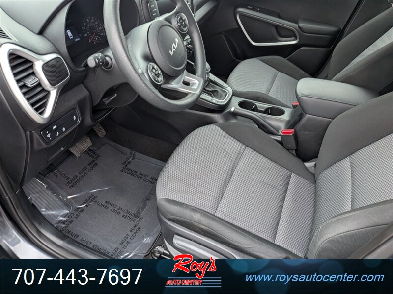 2022 Kia Soul LX - Photo 23 - Eureka, CA 95501
