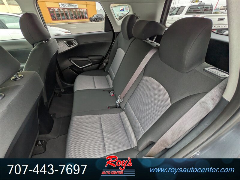 2022 Kia Soul LX - Photo 18 - Eureka, CA 95501